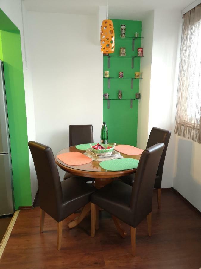 Apartman Family SJJ Esterno foto