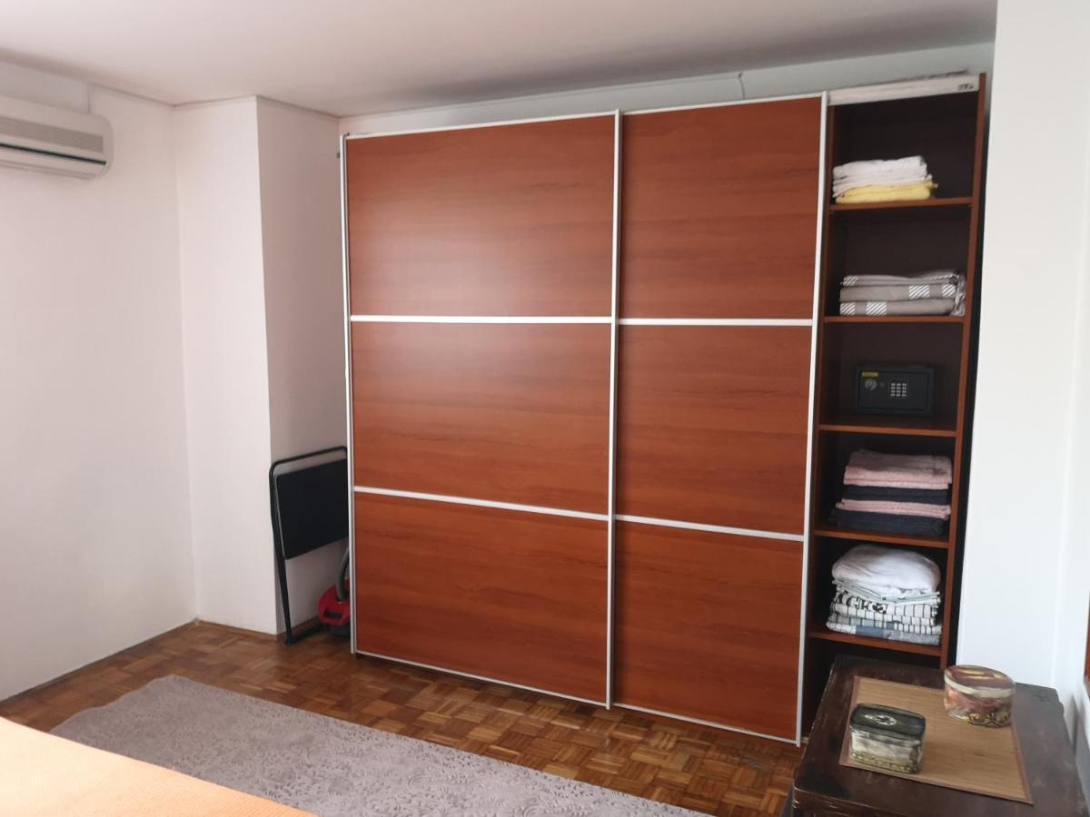 Apartman Family SJJ Esterno foto